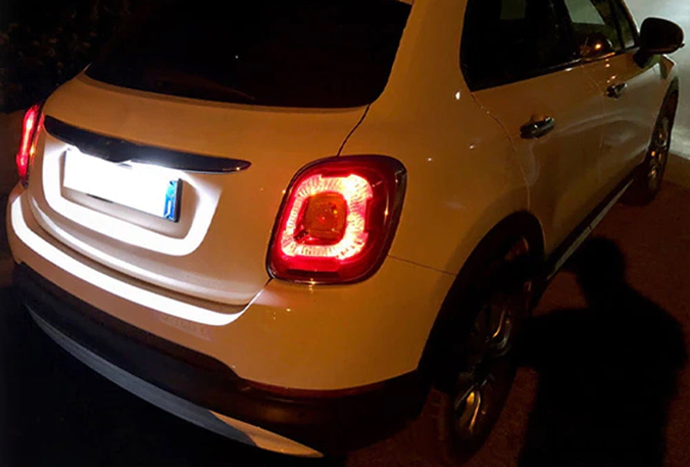 OE-Fit 18-SMD White LED License Plate Lights For 20+ Fiat 500X, 23+ Dodge Hornet