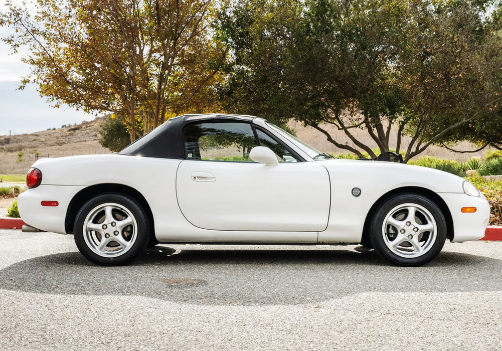 JDM-Spec Clear Amber LED Sequential Blink Fender Signals w/ Wiring For MX5 Miata