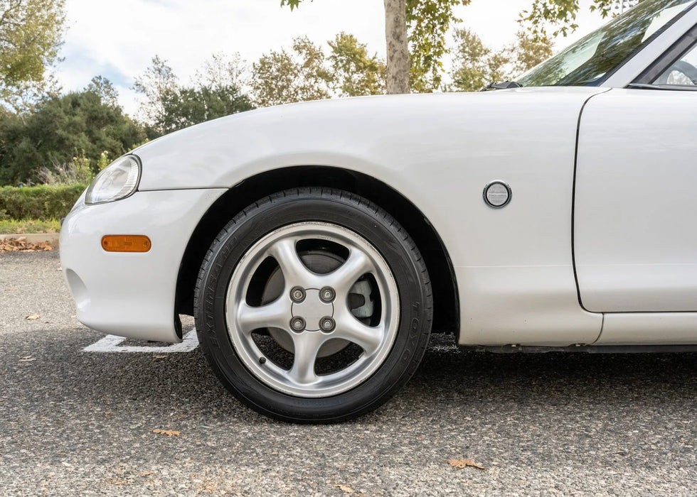 JDM-Spec Clear Amber LED Sequential Blink Fender Signals w/ Wiring For MX5 Miata