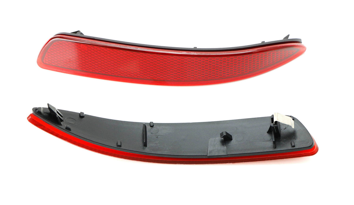 OE-Spec Red Lens Rear Bumper Reflector Replacements For 2007-2010 BMW E70 X5