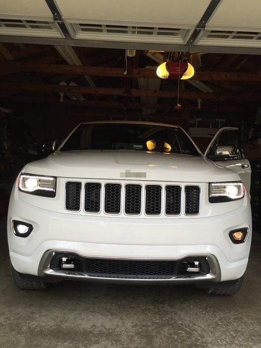 Projector Lens Fog Lamp w/ White LED For Dodge Charger Challenger Grand Cherokee