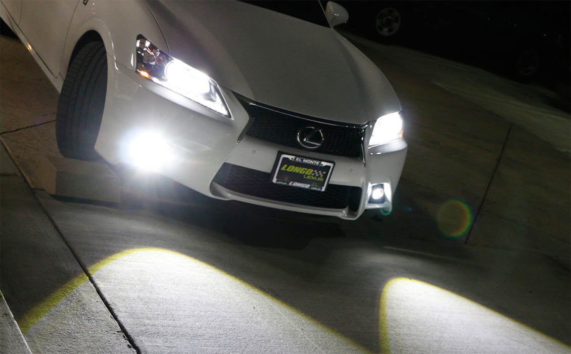 White TRD 15W Projector LED Fog Light Kit For 2013-15 Lexus GS w/ F-Sport Bumper