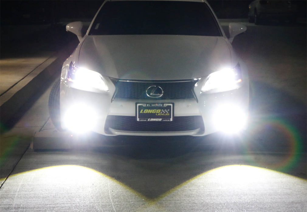 White TRD 15W Projector LED Fog Light Kit For 2013-15 Lexus GS w/ F-Sport Bumper