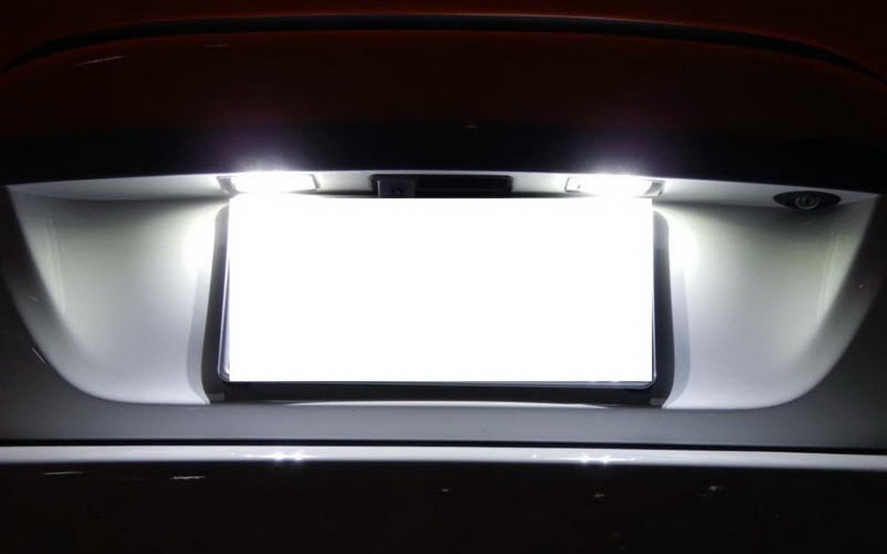 White CAN-bus LED License Plate Lights For Mercedes GL ML GLK GLA GLC GLE Class